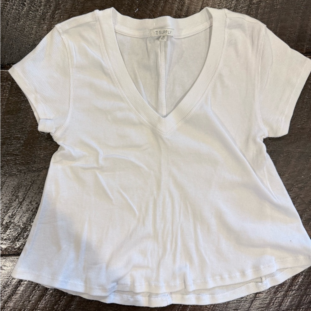 Z Supply White V-Neck Short Sleeve Rib Tee